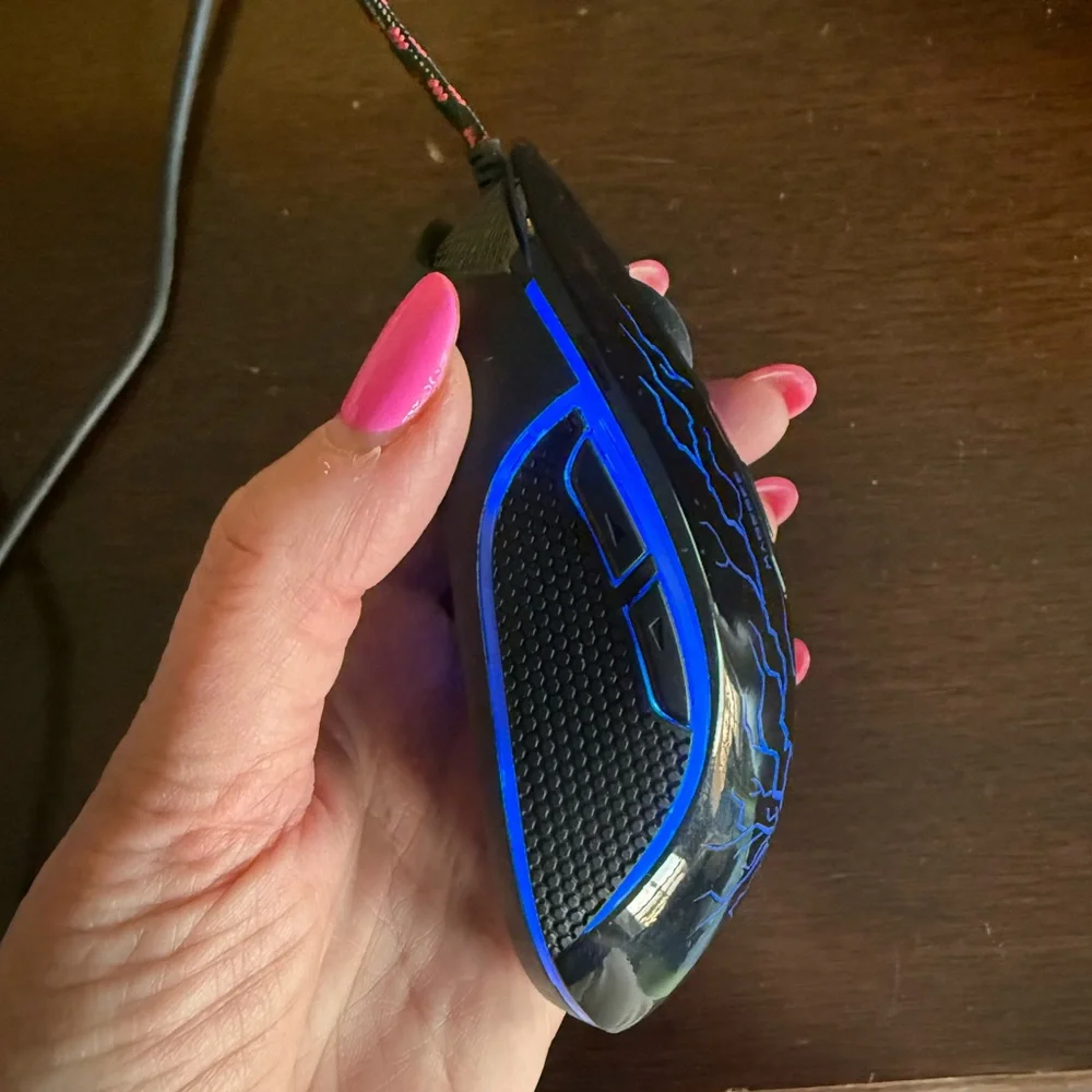 Wired Gaming Mouse with black LED Design multi - colors